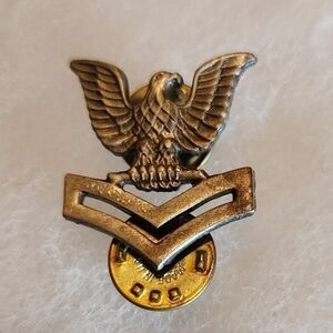 Gold Eagle Pin